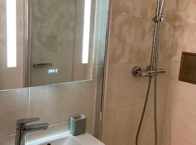 Jana Masaryka Apartment Prag