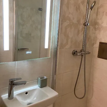 Jana Masaryka Apartament Praga